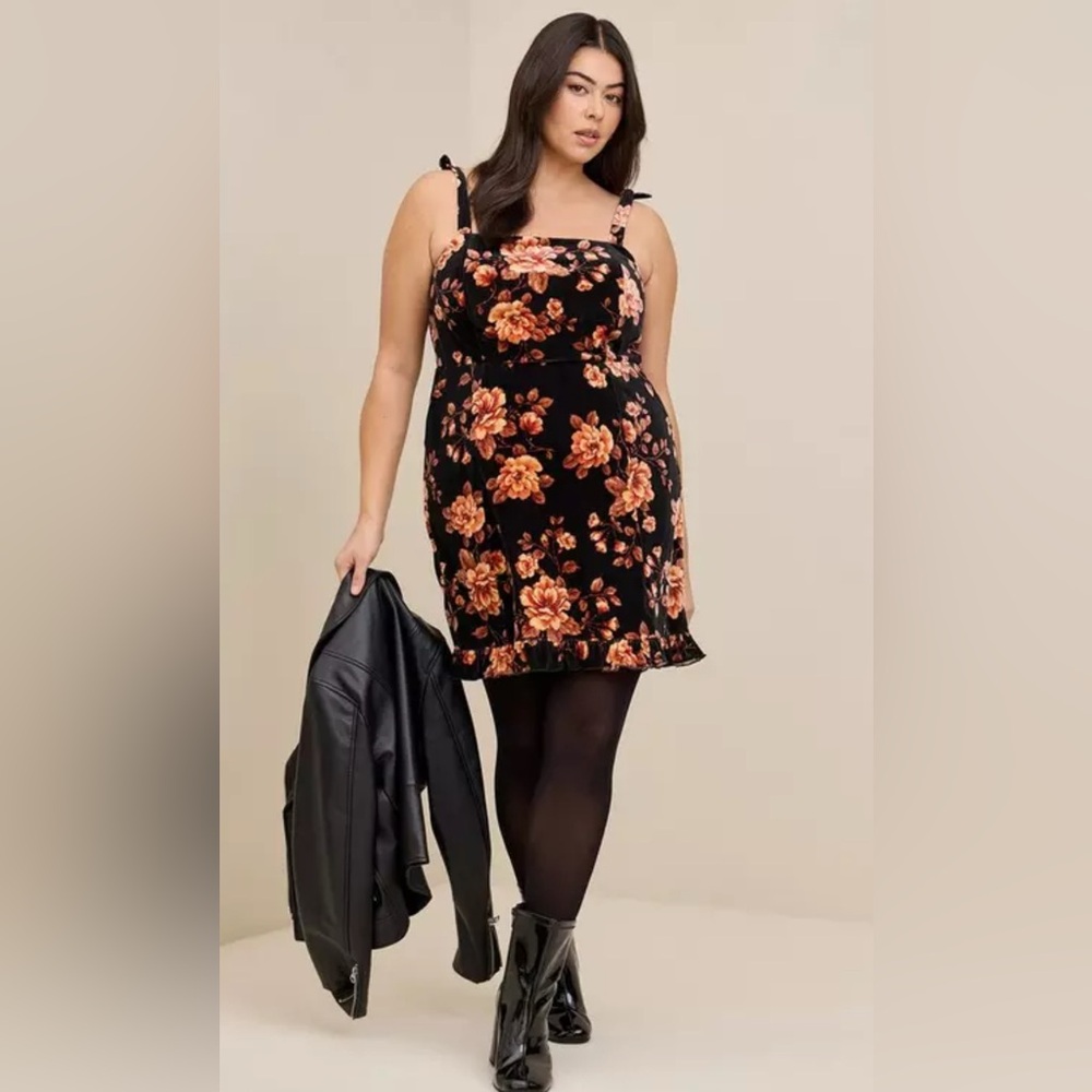 Knee Velvet Ruffle Tier Dress